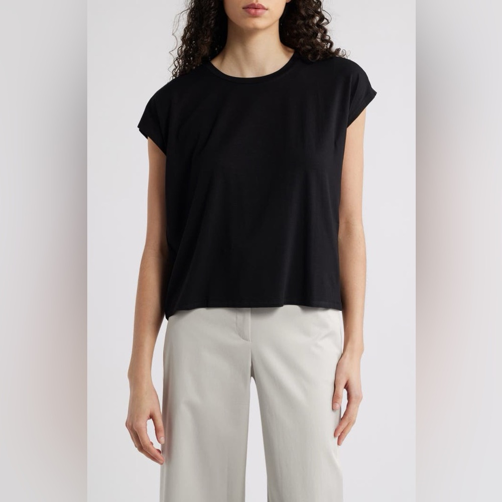 Eileen Fisher Black Short Sleeve Tencel® Lyocell T-
Shirt